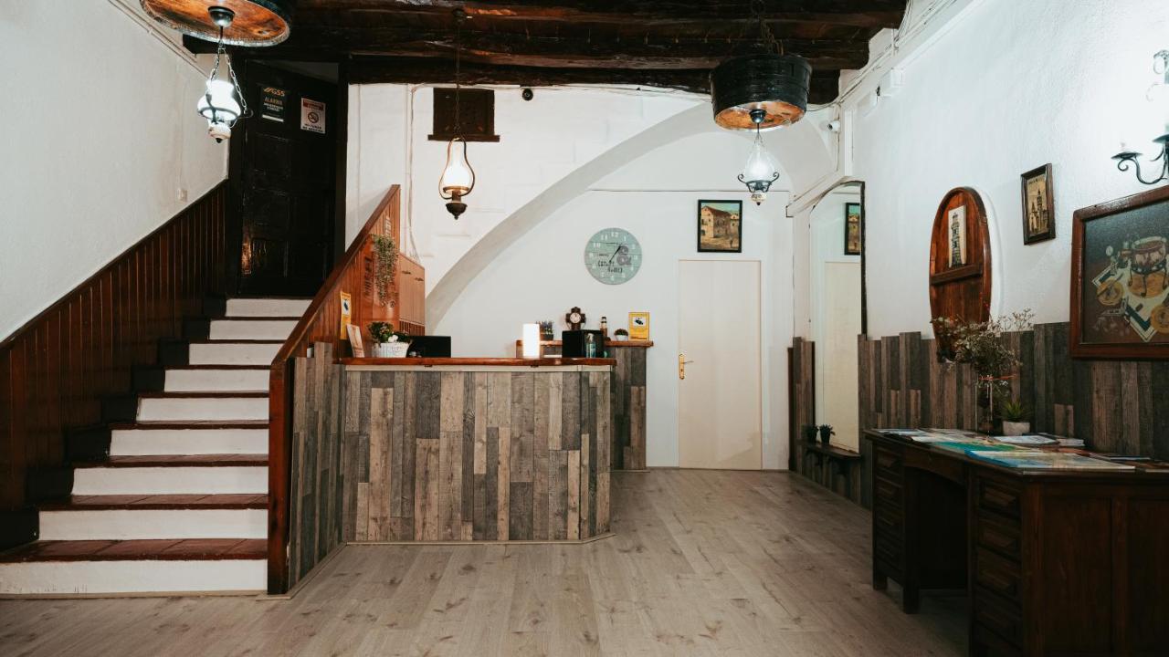 Hostal La Premsa Arenys de Mar Exterior photo